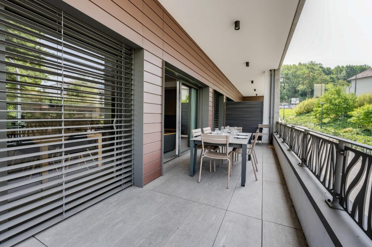 Le Kube - Appartements De Prestige Au Centre D'Annecy Zewnętrze zdjęcie